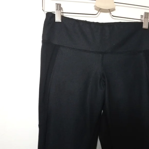 ALO Yoga Black Capri Leggings High Waist Stripe Size Small - Picture 10 of 11